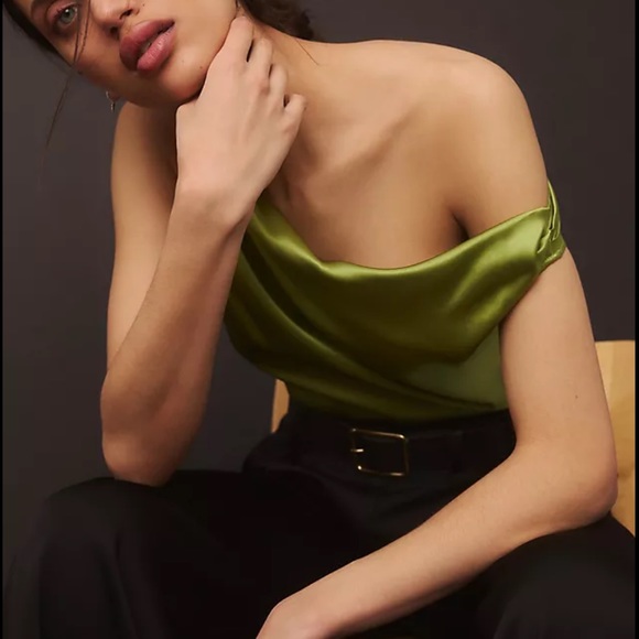 NEW Reformation Annika Silk Top - Picture 7 of 7